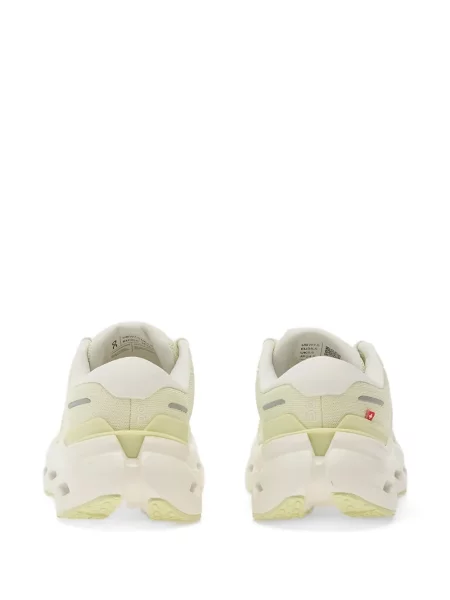 Sneakerși On galben