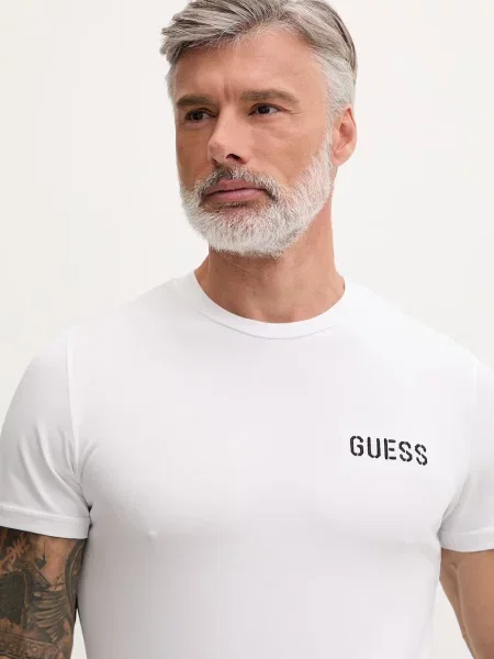 Футболка Guess