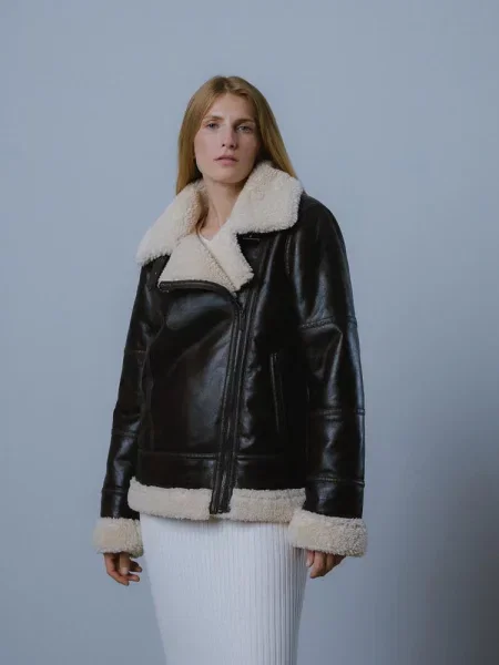 Дублянка DIVERSE Shearlis штучна шкіра коричневий