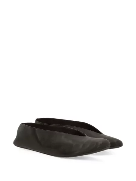 Pantofi loafer The Row din piele cu decolteu în V maro