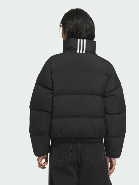 Демисезонная куртка Adidas черная