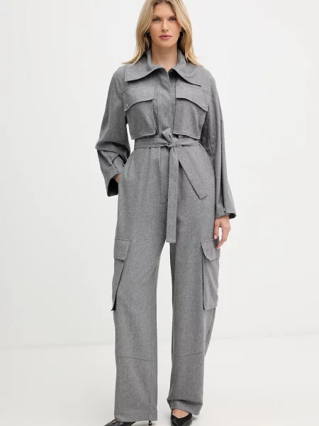 BOSS kombinezon z dodatkiem wełny z kołnierzykiemm szary