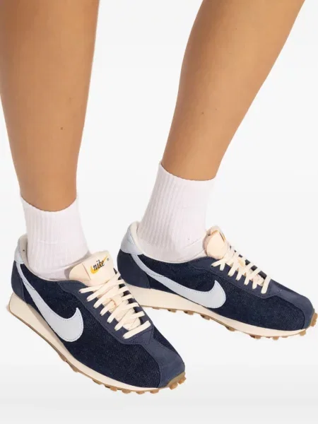 Sneakerși Nike Air Jordan maro