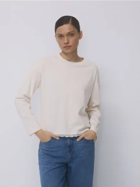 Reserved кофта з мереживом нюдовий 