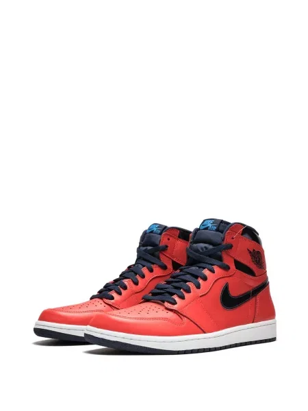 Retro stiliaus sportbačiai Jordan Air Jordan 1 raudona