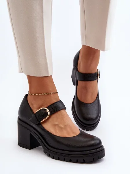 Полуотворени обувки Zazoo черно