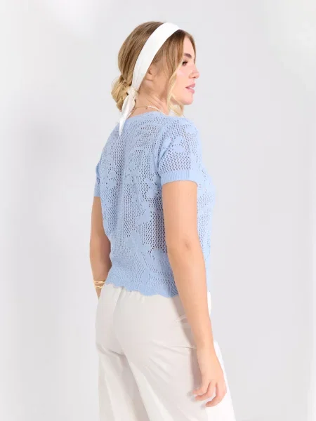 Светр-блузка блакитний