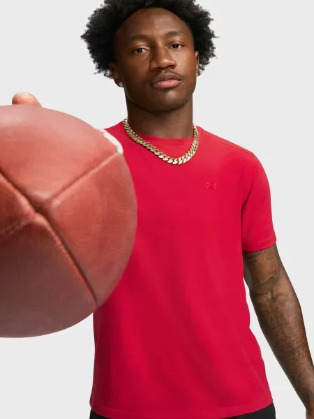 Футболка Under Armour червона
