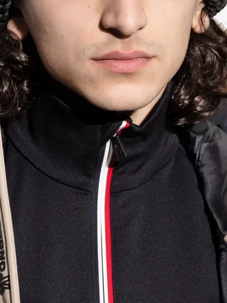 Шапка Moncler Grenoble зелено