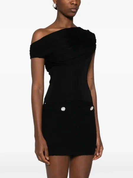 Top Self-portrait negru