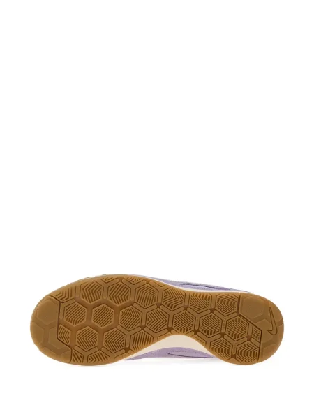 Велурени бягане маратонки Nike Pegasus виолетово