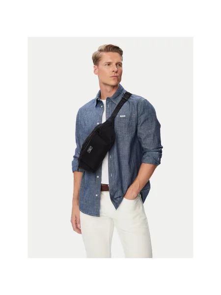 Guess Jeans Torbica za okrog pasu﻿ črna