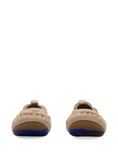 Pantofi loafer Burberry din piele de căprioară
