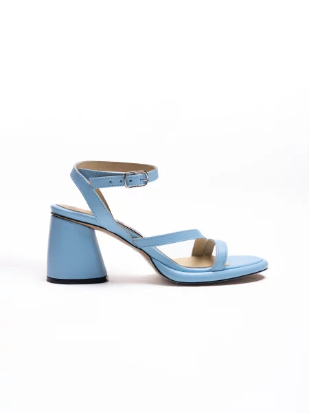 Босоножки Emmelie Delage голубые