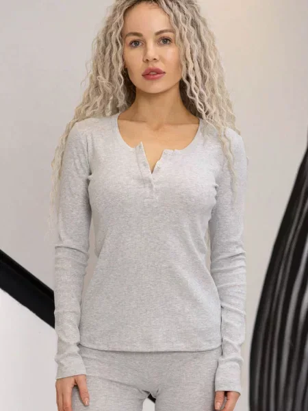 Женский джемпер сірий