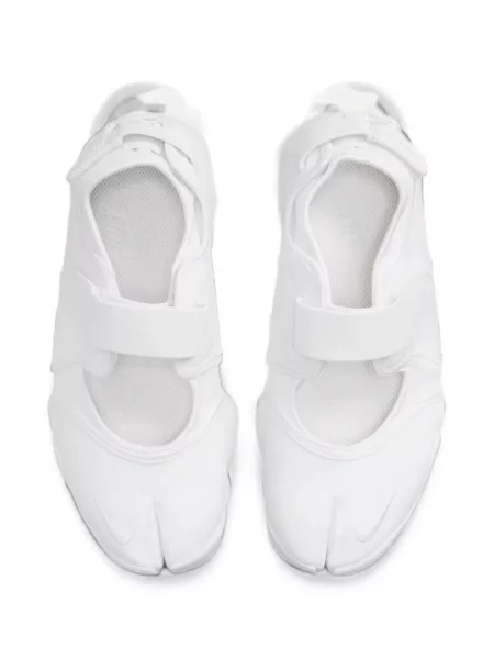 Papuci Nike cu imprimeu geometric negru