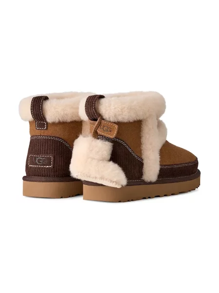Замшевые классические сапоги Ugg