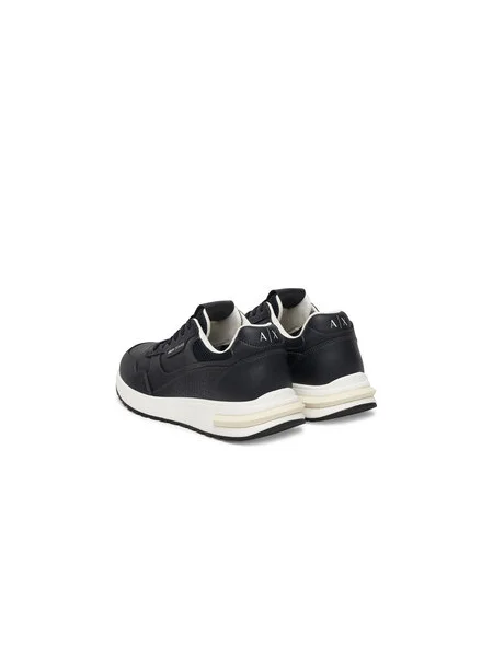 Sneakersy Armani Exchange Tmavomodrá