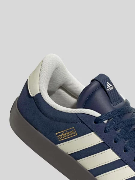 Sneakersy z naturalnej skóry welurowej z napisem z logo Adidas Sportswear granatowe
