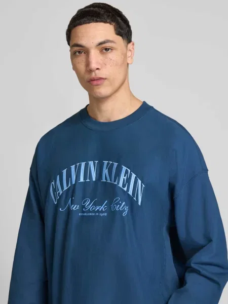 Bluza z wyhaftowanym logo Calvin Klein Jeans granatowa