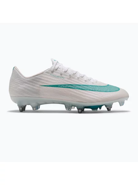 Футбольные кроссовки Nike Mercurial белые