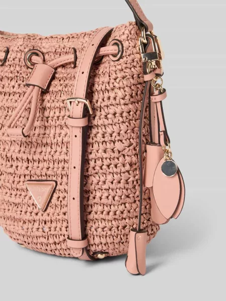 Torebka w efekcie plecionki model Ofelia' Guess różowa