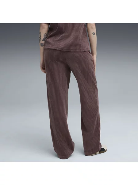 PUMA spodnie Essentials Elevated Velour Rib z prostymi nogawkami Odzież Raisin S fioletowe