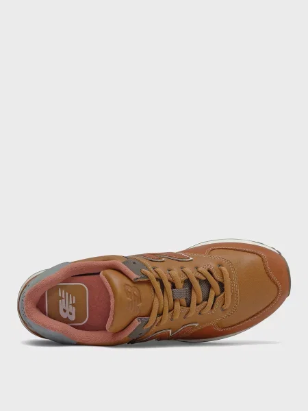 Кожаные кроссовки New Balance