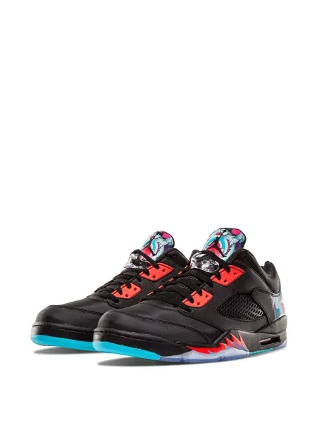 Retro stiliaus sportbačiai Jordan 5 Retro juoda