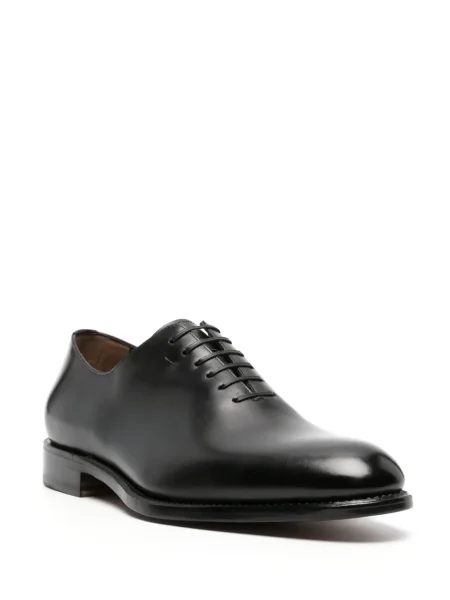 Кожени ниски обувки Ferragamo черно