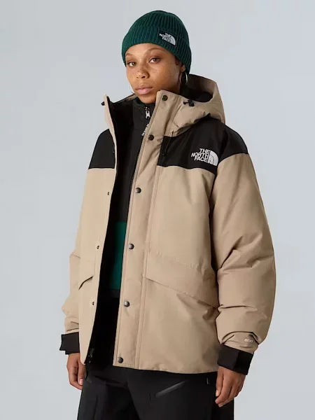 Демисезонная куртка The North Face белая