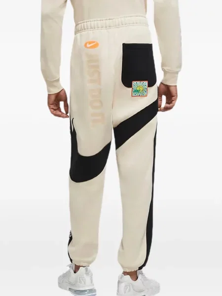 Szorty Nike polarowe do biegania w kamuflażu czarne