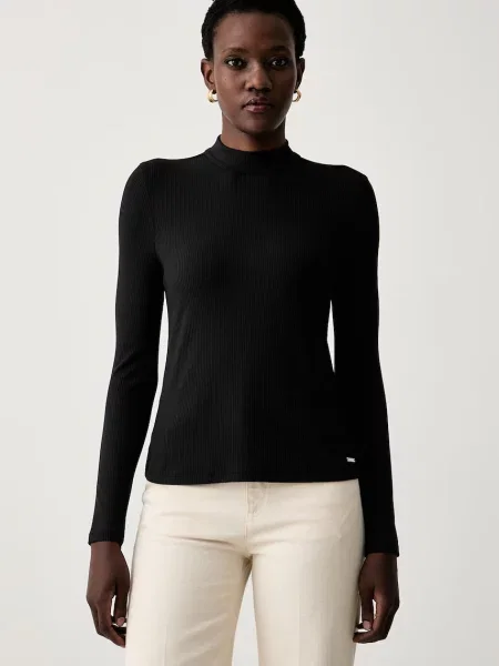 Tricou Calvin Klein cu guler înalt negru