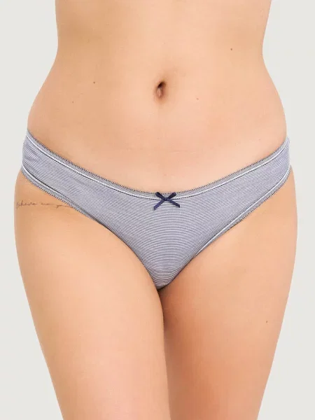 Женские трусики бикини білі