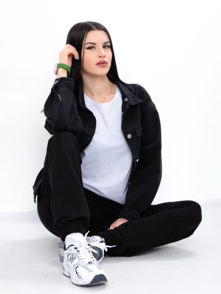 Джогери Носи своє чорний