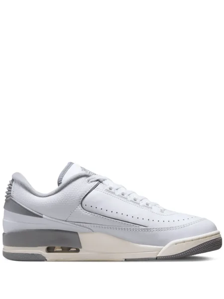 Sneakerși Nike bej