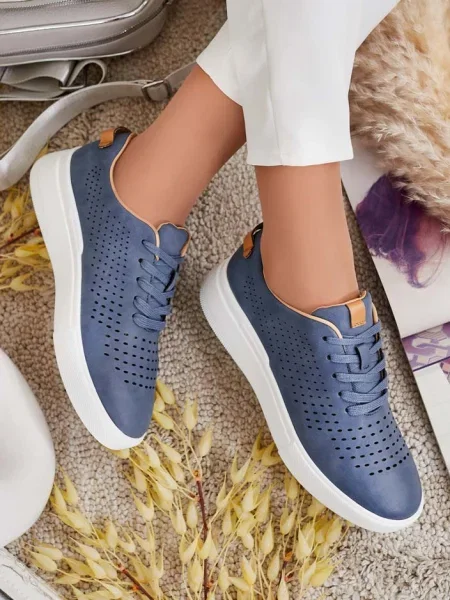 Sneakerși Resti ajurate albastru