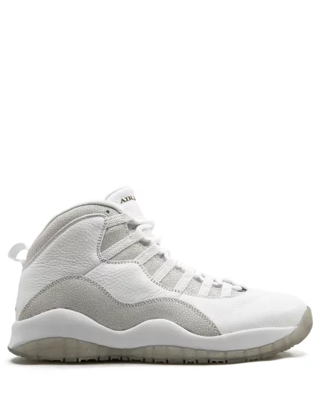 Sneakerși Jordan alb