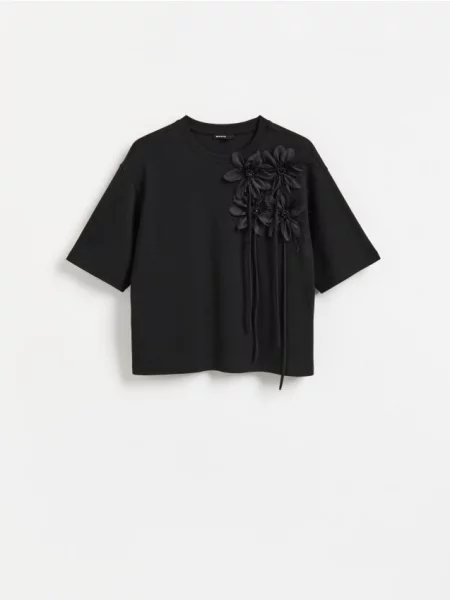 Reserved Tricou cu conținut ridicat de negru