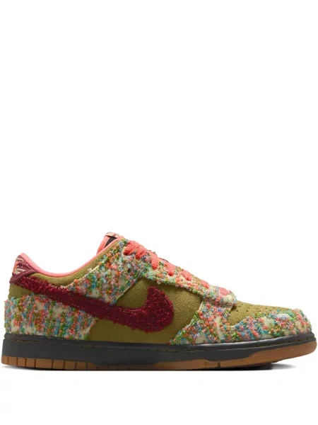 Matlasat sneakerși Nike LeBron alergare violet
