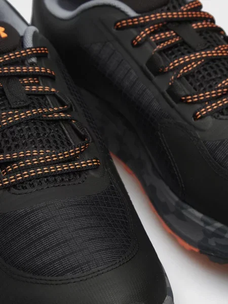 Кросівки для бігу Under Armour чорні