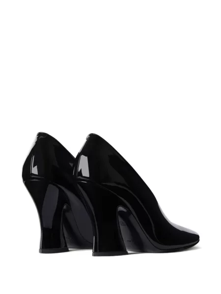 Pantofi cu toc Givenchy din piele de lac negru