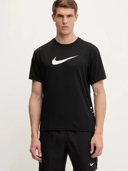 Kratka majica za vadbo Nike črna