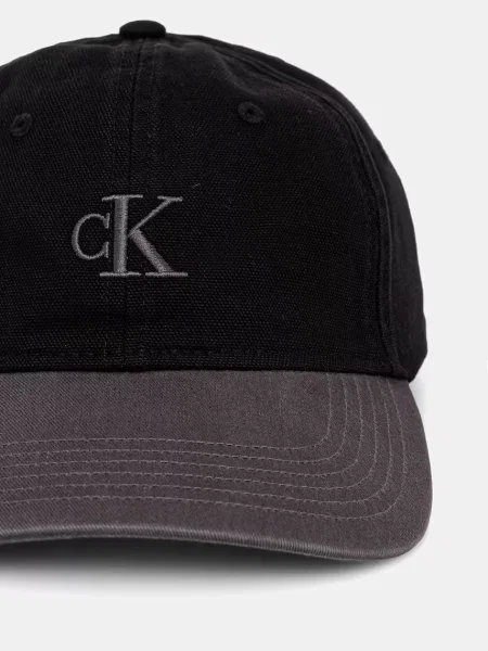 Calvin Klein baseballová čepice černá