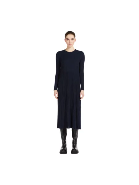 Podróż sukienka Weekend Max Mara wełniana garniturowa niebieska