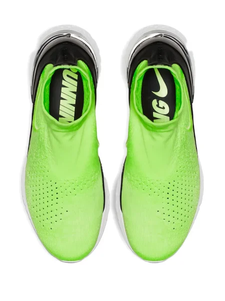 Fotbal sneakerși Nike Epic React slip-on cu perle alb