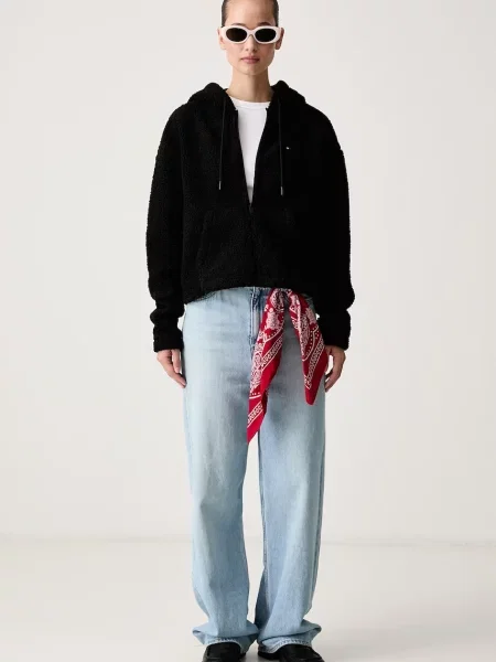Tommy Jeans Jachetă fleece negru