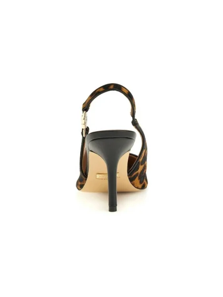 Pantofi Guess maro