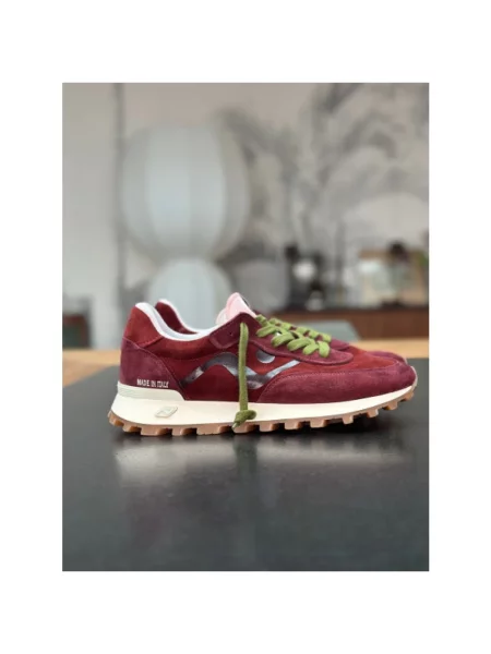 Sneakersy No Map Society zamszowe czerwone