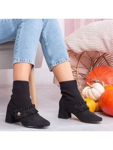 Pantofi cu toc Resti negru